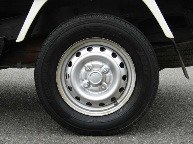 Mitsubishi Minicab Truck 10