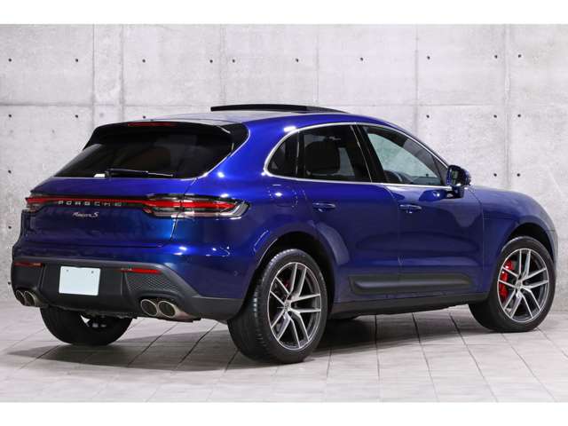 Porsche Macan 2