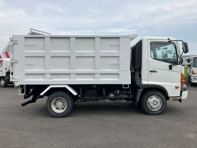 Hino Ranger 12