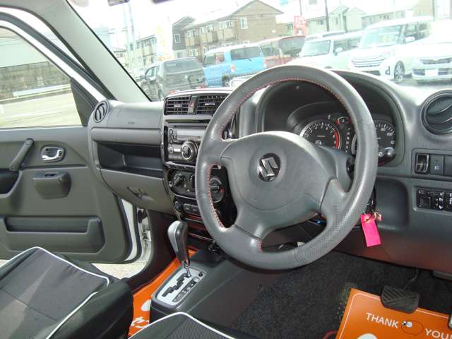 Suzuki Jimny 3