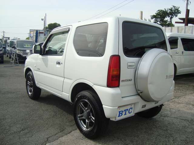 Suzuki Jimny 10