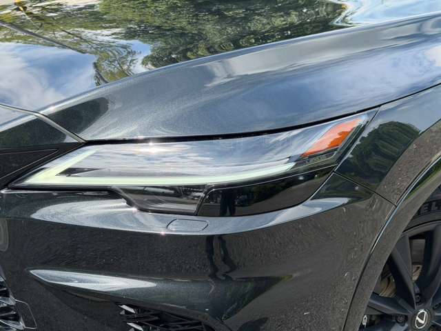 Lexus RX 8