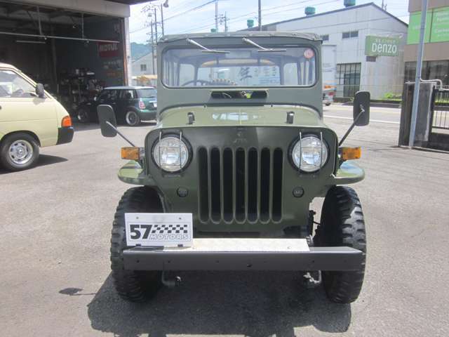 Mitsubishi Jeep 2