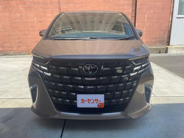 Toyota Alphard 3