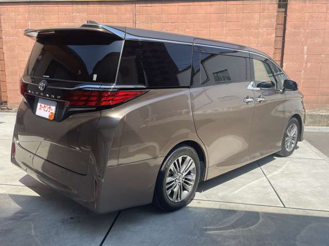 Toyota Alphard 7
