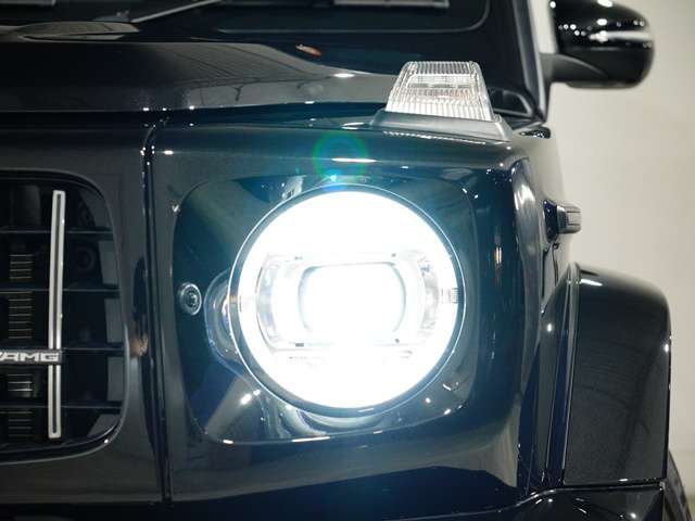 Mercedes-Benz G-Class 10