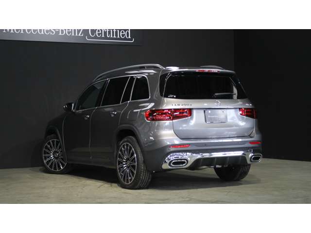 Mercedes-Benz GLB 6