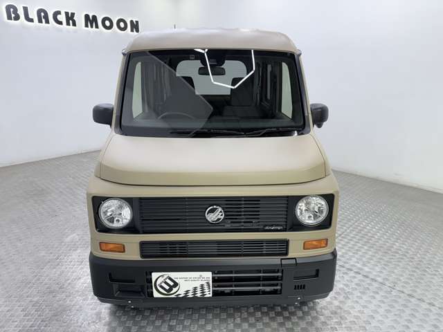Honda N-VAN 8