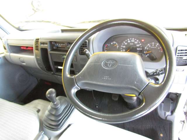 Toyota Toyoace 5