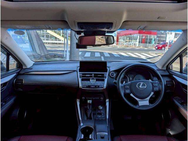 Lexus NX 3
