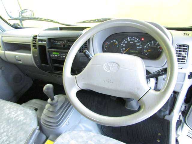 Toyota Toyoace 5