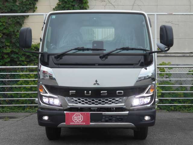 Mitsubishi Fuso Canter 2