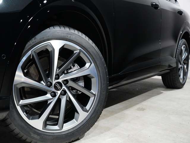 Audi Q5 Sportback 11