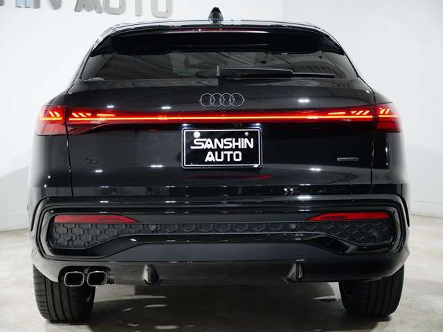 Audi Q5 Sportback 6