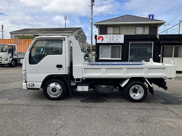 Isuzu Elf 11