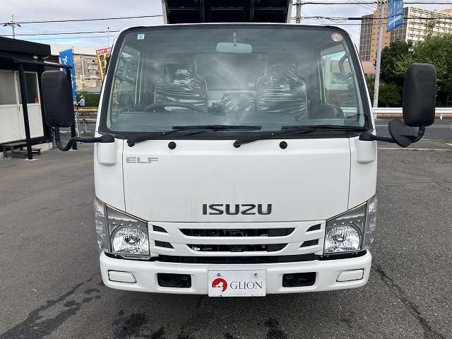 Isuzu Elf 2