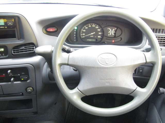 Toyota Light Ace Van 5