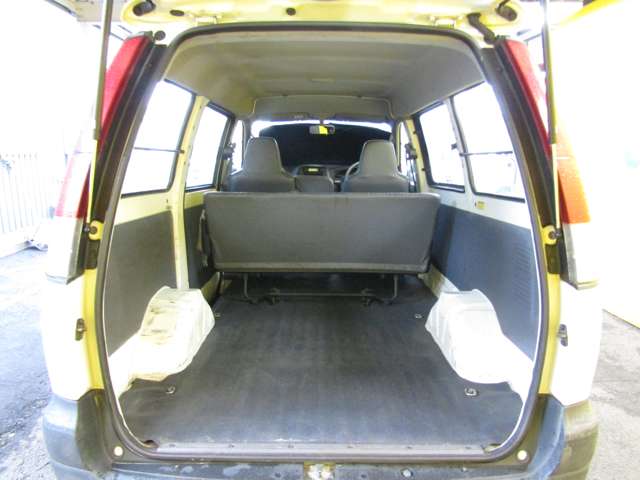 Toyota Light Ace Van 9