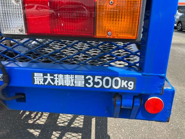 Mitsubishi Fuso Canter 10