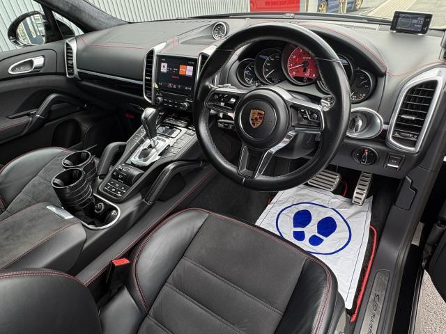 Porsche Cayenne 3