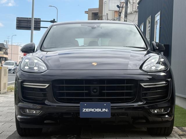 Porsche Cayenne 6