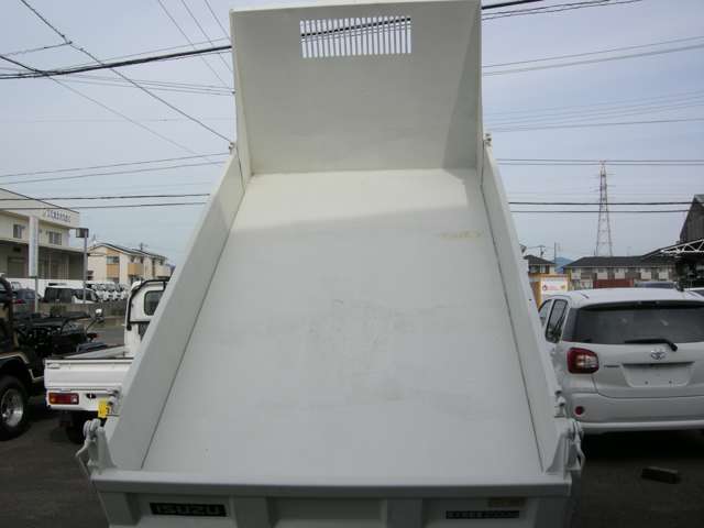 Isuzu Elf 6