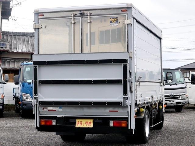 Hino Dutro 5