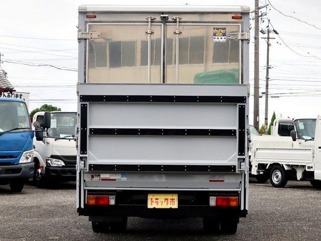 Hino Dutro 6