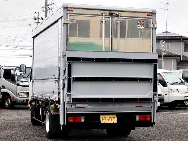 Hino Dutro 7