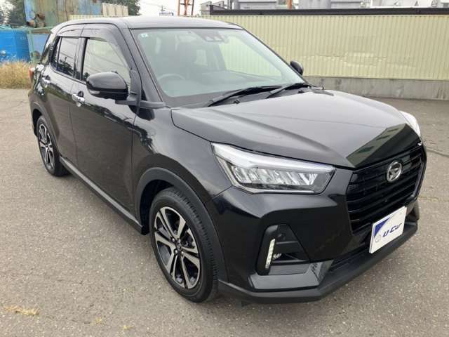 Daihatsu Rocky 7