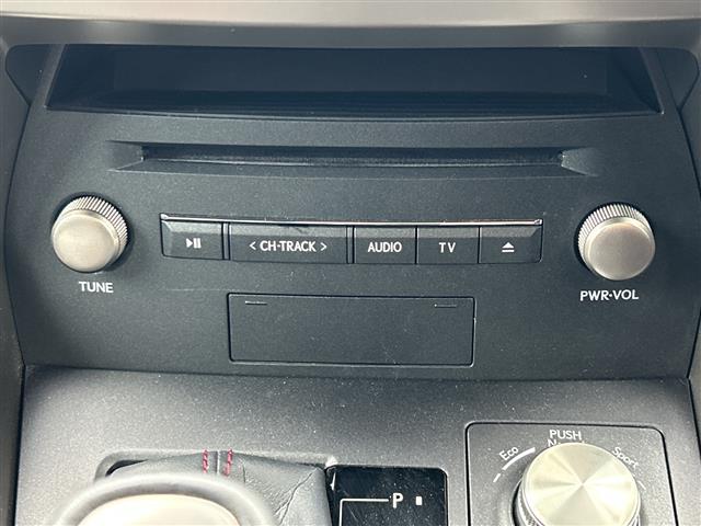 Lexus NX 9