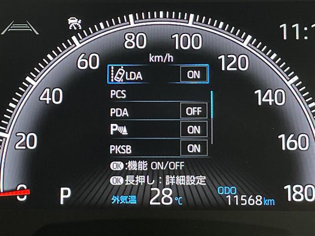Toyota Voxy 6