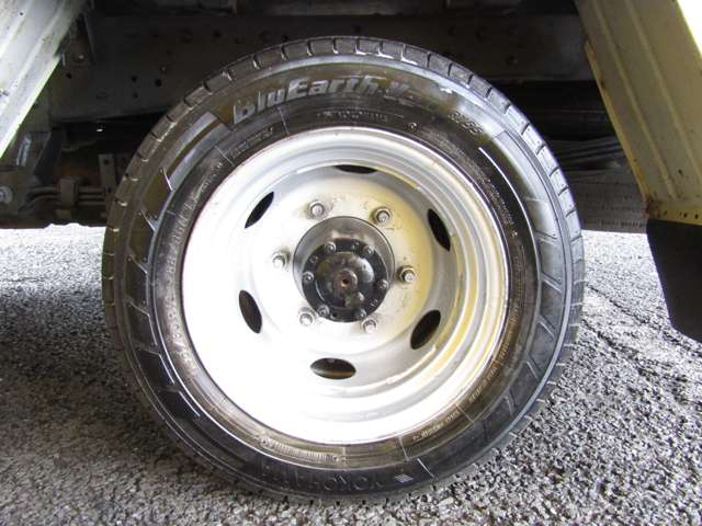 Toyota Toyoace 12