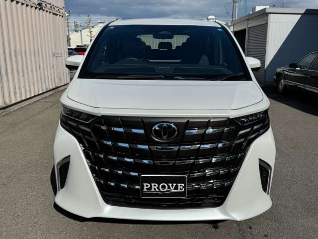 Toyota Alphard 8