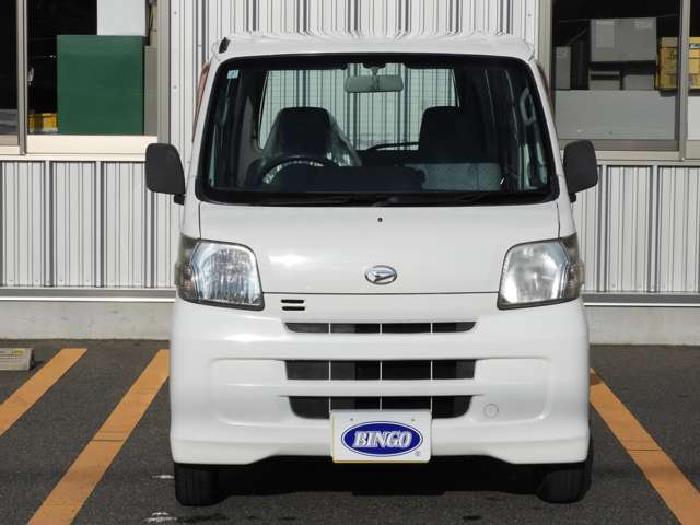 Daihatsu Hijet Cargo 2