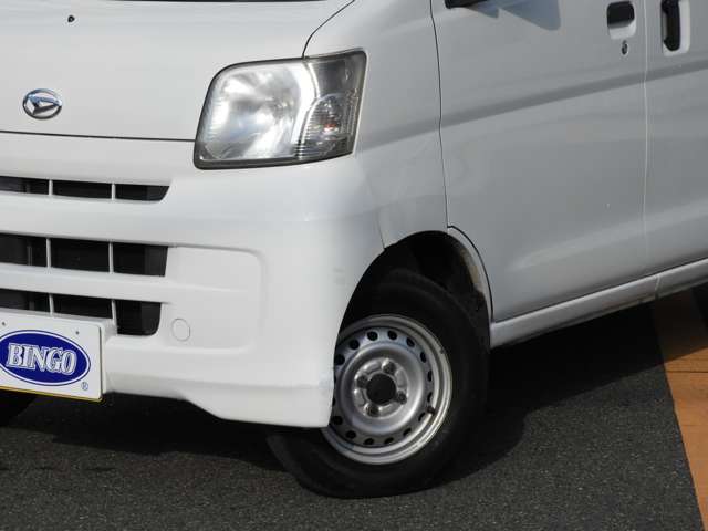 Daihatsu Hijet Cargo 4