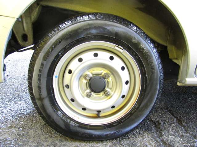 Nissan NV100 Clipper 11