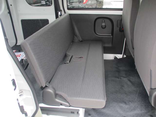 Suzuki Every 11