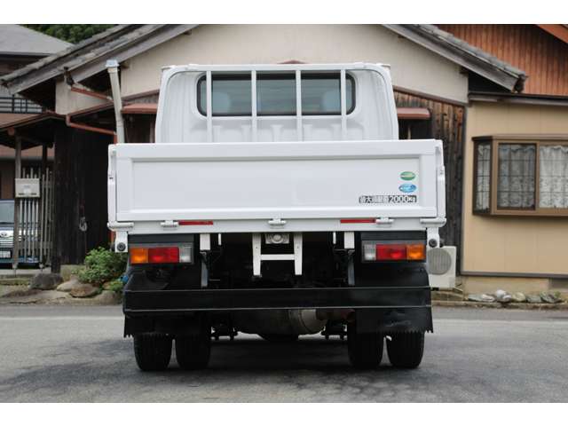 Mitsubishi Fuso Canter 10
