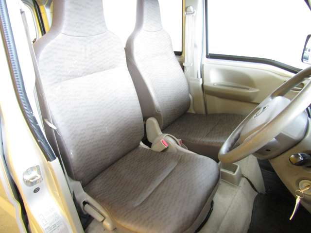Nissan NV100 Clipper 6