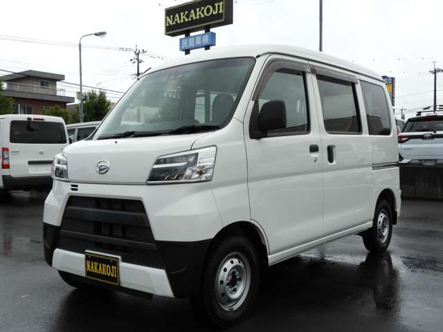 Daihatsu Hijet Cargo 10