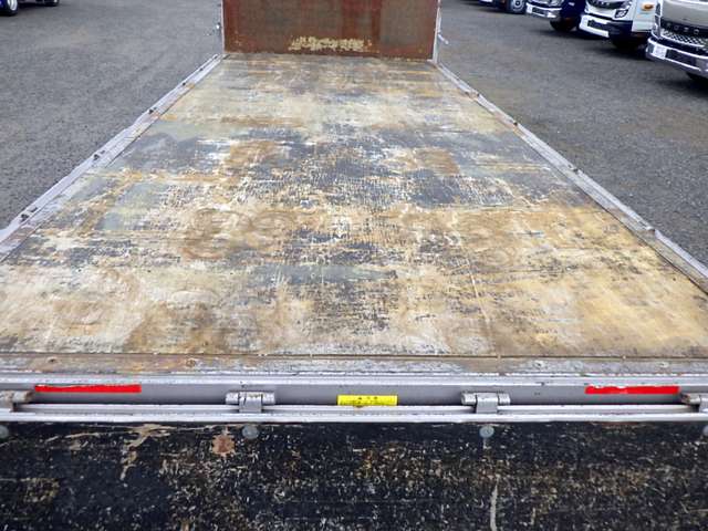 Mitsubishi Fuso Canter 11