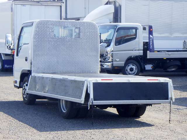 Isuzu Elf 11