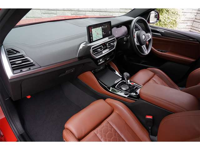 BMW X4 M 12