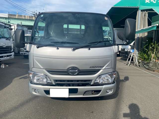 Hino Dutro 2