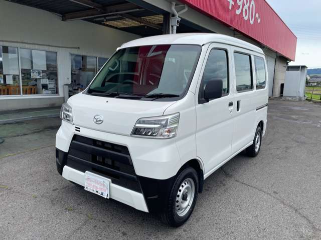 Daihatsu Hijet Cargo 5