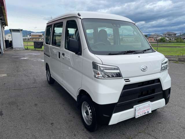 Daihatsu Hijet Cargo 7