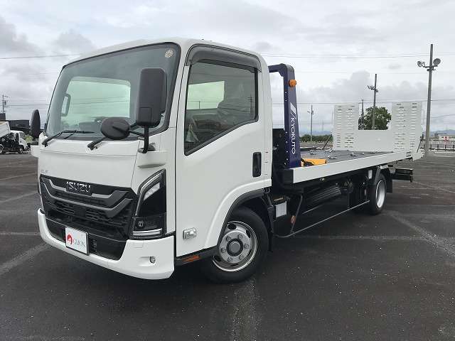 Isuzu Elf 9