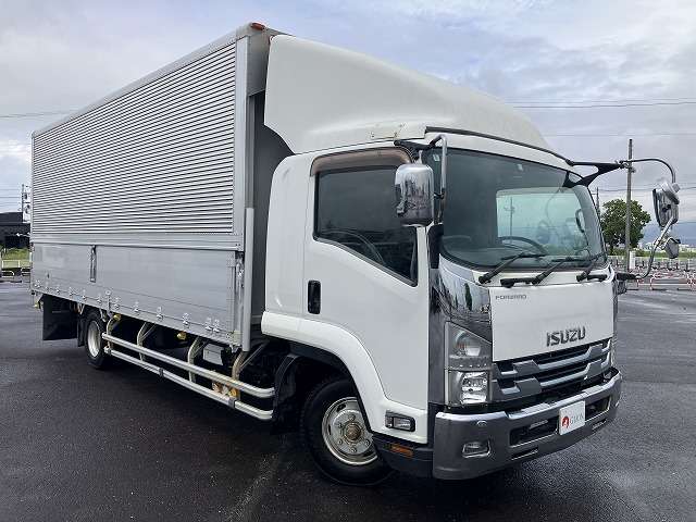Isuzu Forward 10