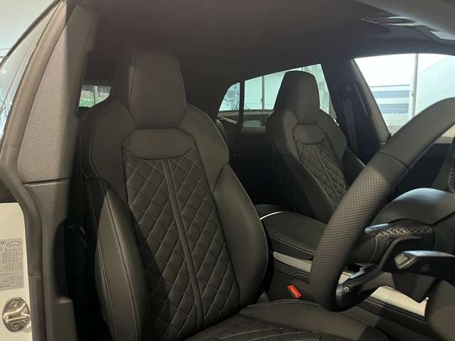 Audi Q8 9